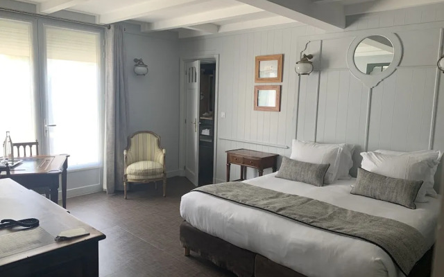 Le Richelieu Hôtel