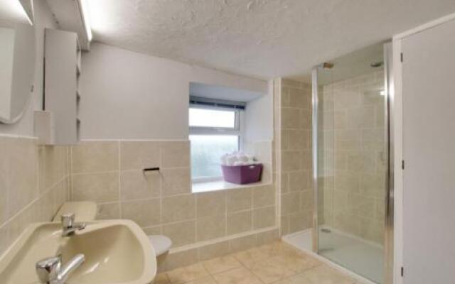 Holiday Home Maesmynis