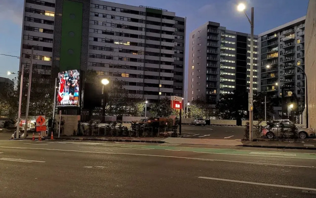 Auckland CBD Modern 2 Bedroom Apartment
