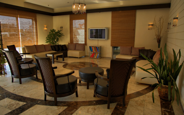 Lavitas Hotel