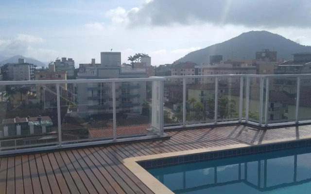 Ubatuba - Apartamento com Churrasqueira e Piscina