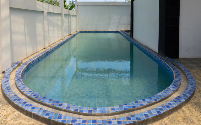 OYO 1525 Benson Hotel