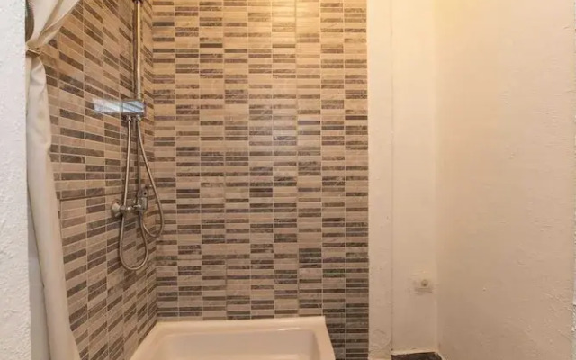 Tranquil and Stylish Apartment Kastel Novi