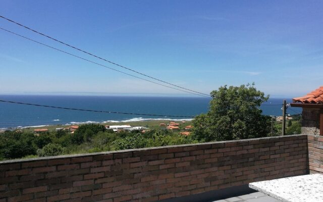 Una Casa Con Vistas Al Mar Entre Baiona Y A Guarda