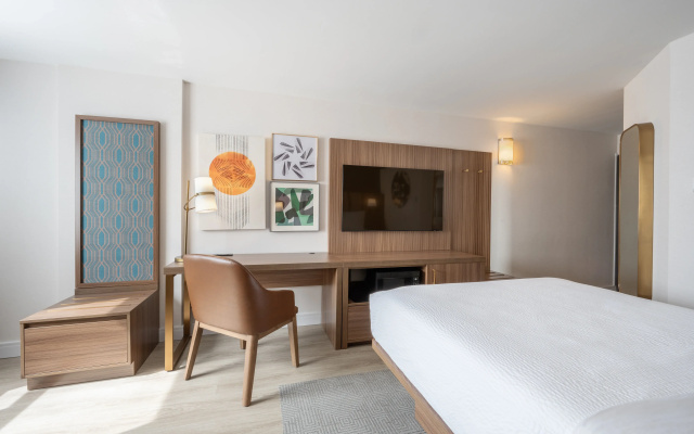 Holiday Inn & Suites Winnipeg Downtown by IHG