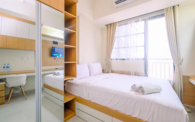 Good Choice And Strategic 2Br Without Living Room Evenciio Apartment