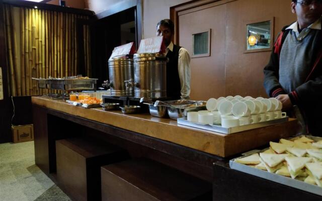 Hotel Mount Regency