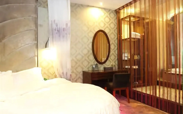 Haiwen Theme Couple Art Hotel