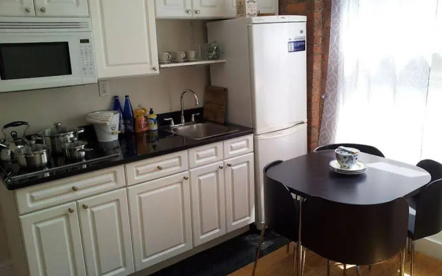 Macy View Apartments