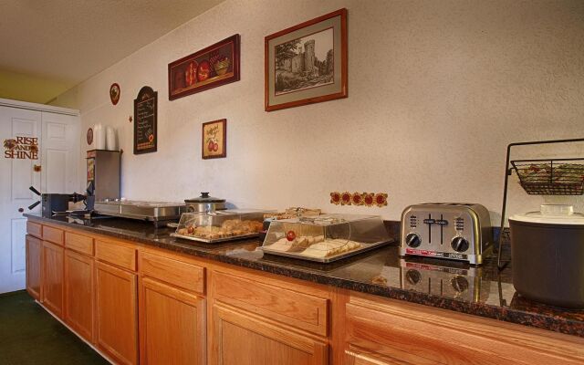 SureStay Plus Hotel by Best Western Berkeley Springs