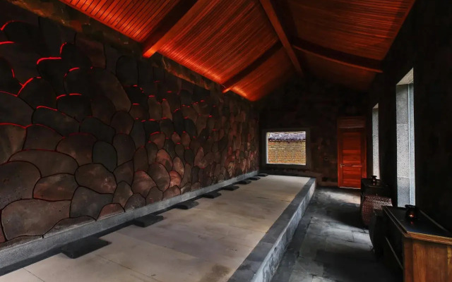 Commander's House