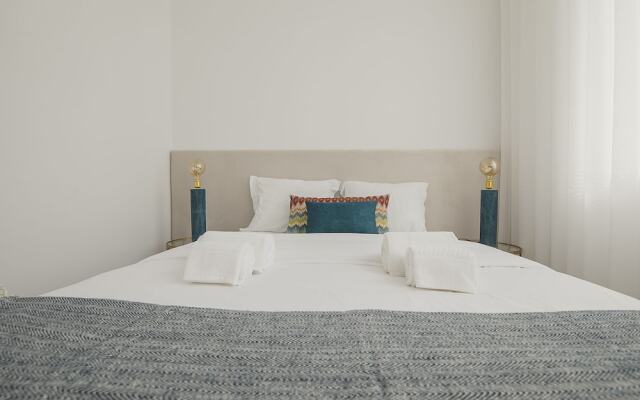 Vibrant Porto Apartments-Heroismo Metro