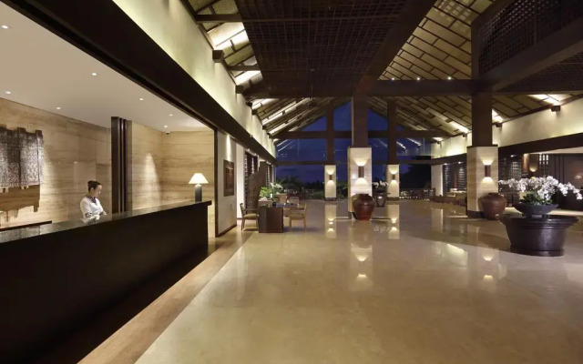 Grand Luley Resort & Dive