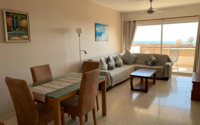 King's Palace - very spacious 1 bed apartment