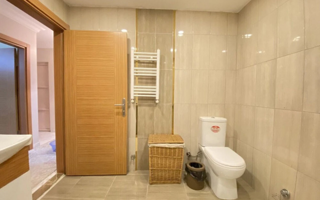 Spacious and Modern Flat in Kagithane
