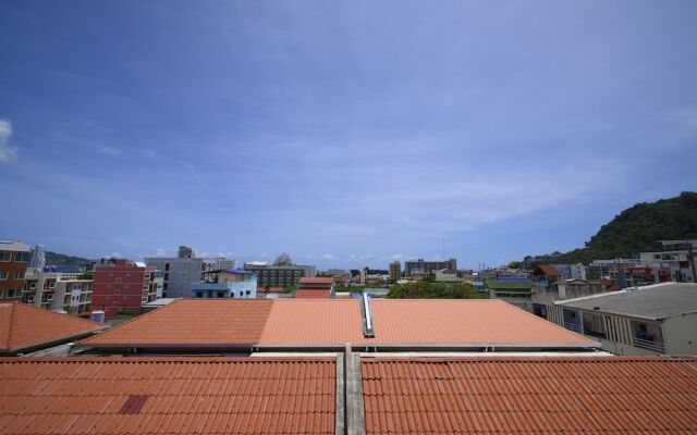 2Br At Patong Loft Wifi Pool