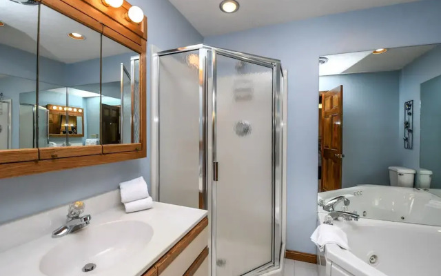 Glendale Shores 2 Bedroom Townhome #20