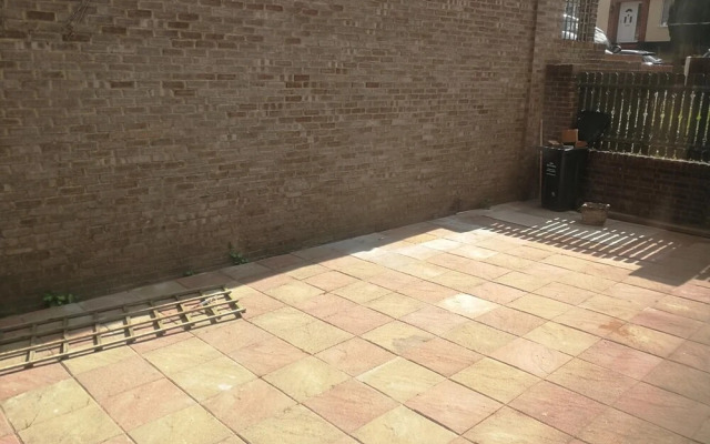 Bluewater House - Immaculate 4-bed in Greenhithe