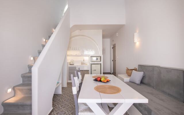 AVAL All Suite