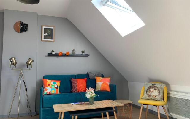 SUPERLOGIS - Sous Les Toits - T2 - BLOIS-HYPERCENTRE 1 chambre 4 personnes