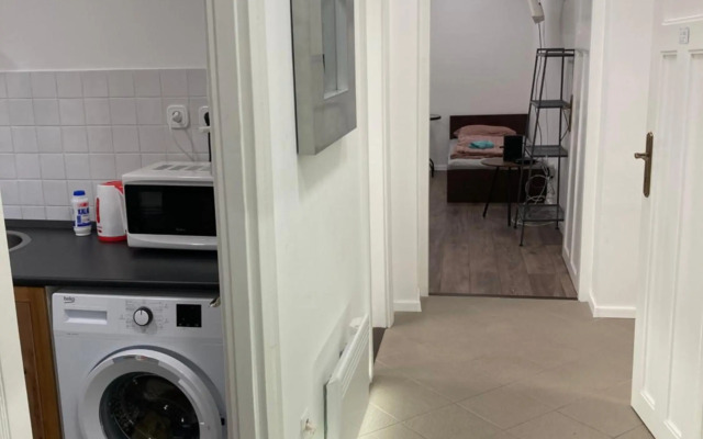 Roland Apartment Zuglo 2