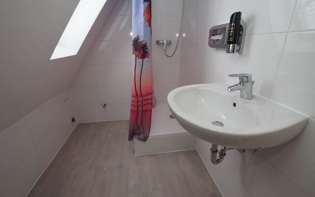 AB Apartment 126