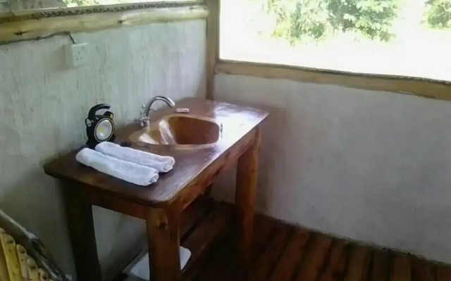 Kazinga Wilderness Safari Camp