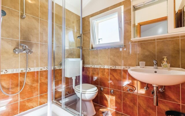 Amazing Home in Liznjan With Sauna, Wifi and 3 Bedrooms