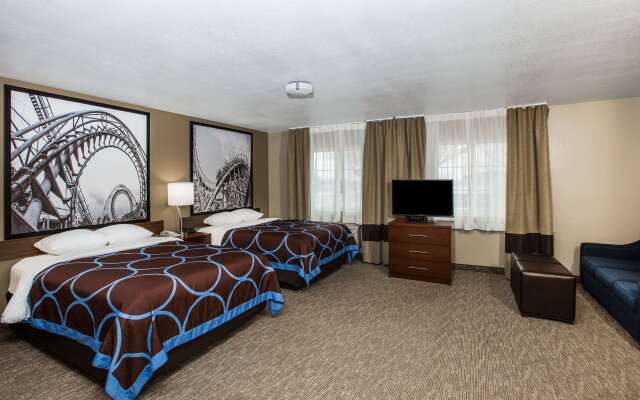 Super 8 by Wyndham Altoona