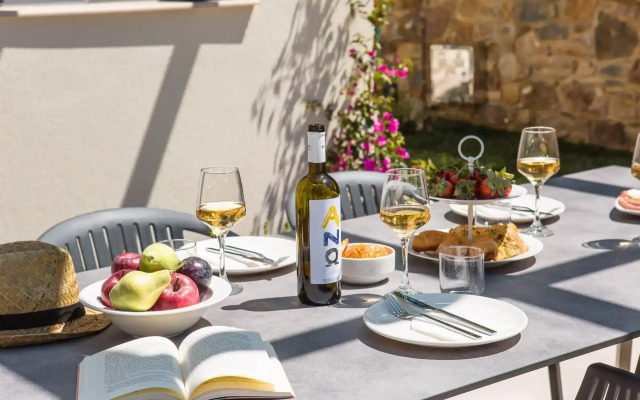 Evge Experience Boutique Hotel