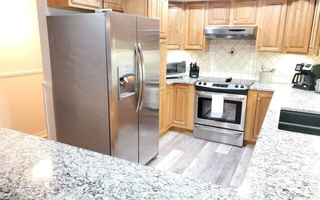 Anastasia 112 2 Bedroom Condo by RedAwning