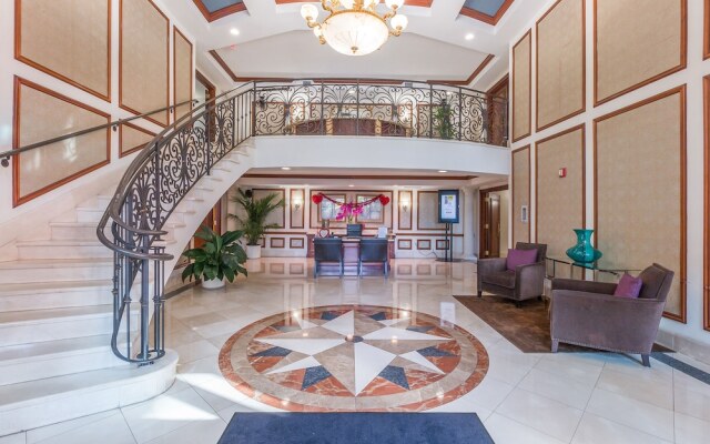 Churchill Suites Intracoastal Yacht Club