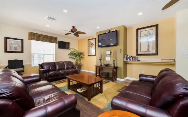 Lake Berkley - 7 Bed 5 Baths Villa