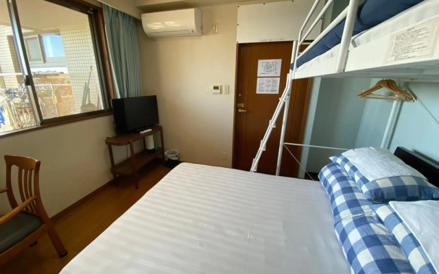 Atami Onsen GUEST HOUSE MEGUMI - Hostel