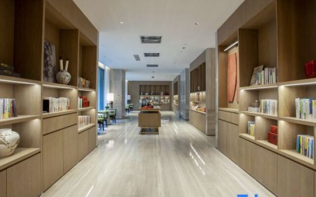 Yangzhou Slender West Lake Hongyuan Garden