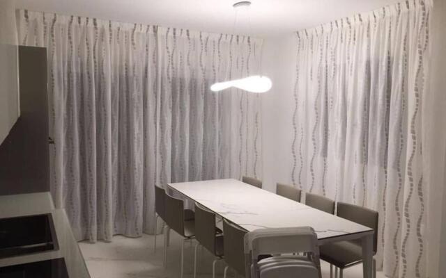 Beautiful Modern Villa in Albarella by Beahost