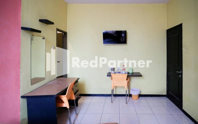 Sparkling Hotel RedPartner