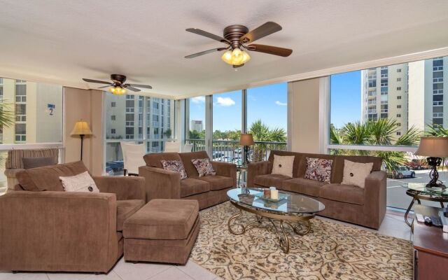 Shoreline 1036 Condo by RedAwning