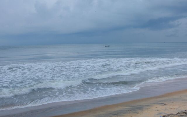 Super OYO Townhouse OAK Edassery's Sealine Villa Stay