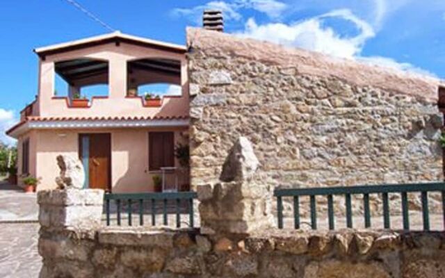 Agriturismo B&B Domo De Resteblas