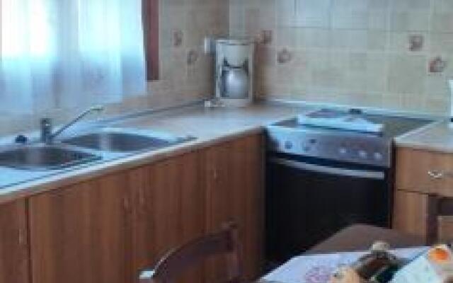 Athina Apartments