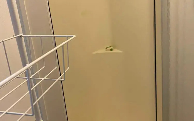 6 Plex Rental