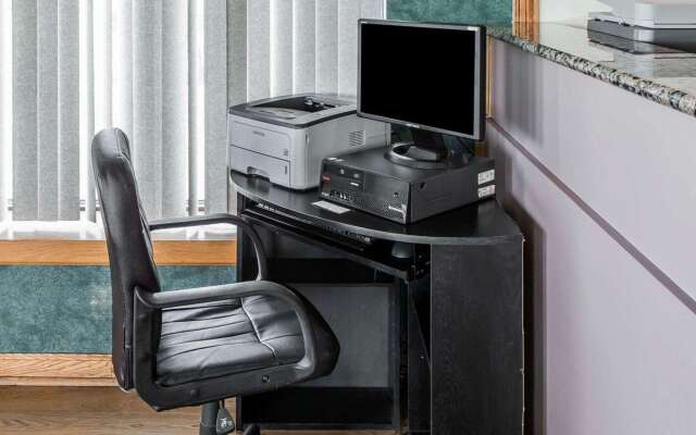 Quality Inn Waynesburg - Morrisville