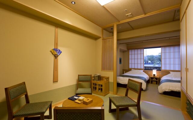 Kyoto Arashiyama Onsen Kadensho