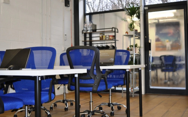 Cosmos capsule coworking hub London