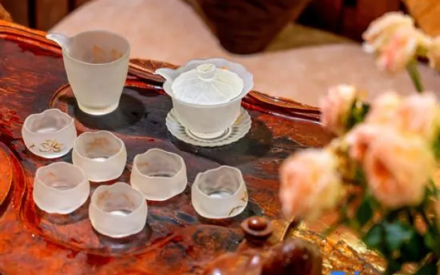Lijiang Ancient Town Xianyin No.1 Viewing B&B – Meal – Lijiang