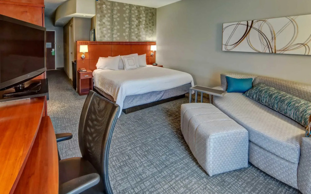 Courtyard by Marriott Memphis Southaven