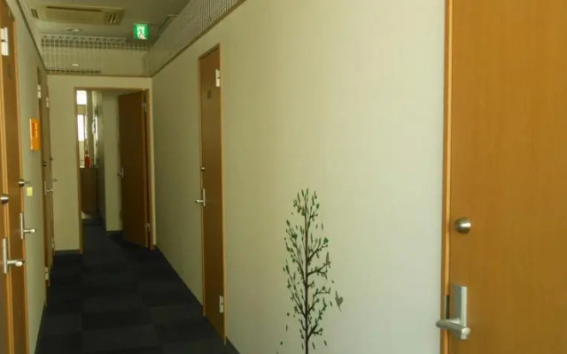 Momotaro International House