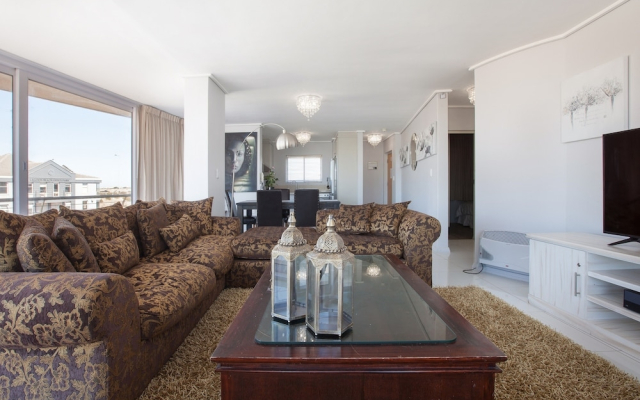 Lagoon Beach 237 by CTHA