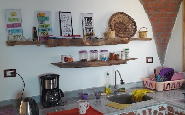 3-bed Sleeps 6 With Sea View & Free Parking